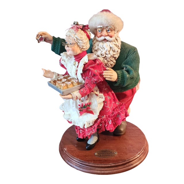 Great Resin Holiday Christmas Statue Santa and Mrs. Claus ~ Santa Steals a Kiss & a Cookie For Sale