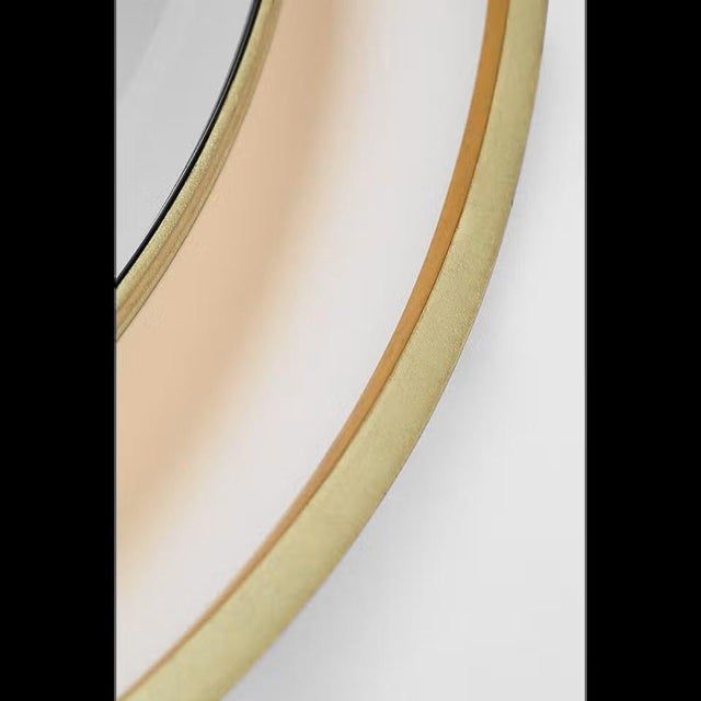 Transitional Thomas O'Brien for Visual Comfort Signature Tricia 24" Illuminated Round Mirror in Polished Nickel and Gild For Sale - Image 3 of 11