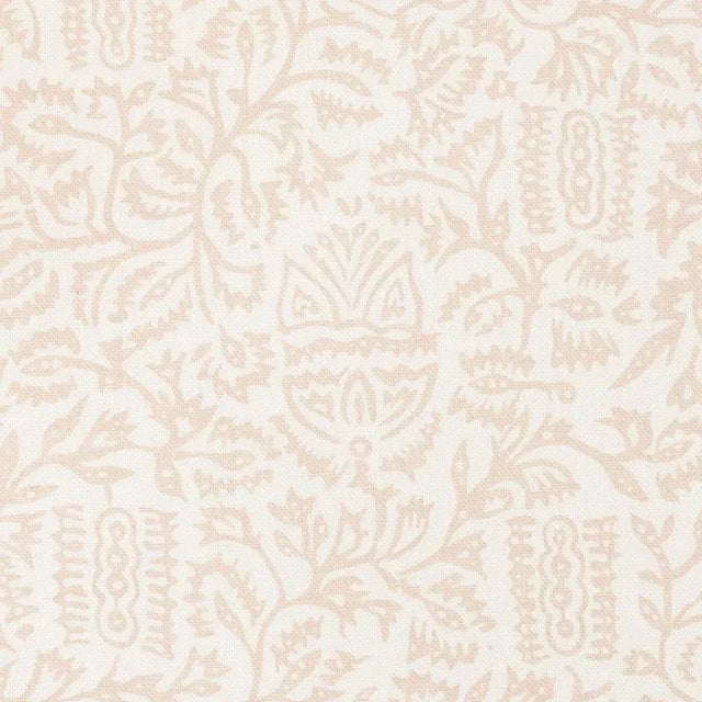 A dense design that evokes tribal motifs, botanical patterns and Indian block prints, Morris is unique and versatile-and...