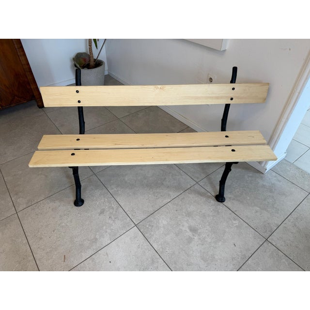 Country-Style Garden Bench in Iron For Sale - Image 4 of 9