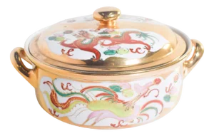 Chinese Porcelain Pot with Two Handles, 1920