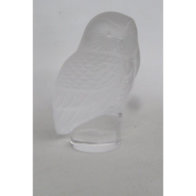 Lalique France Chouette Owl Figurine Frosted and Clear Crystal Paperweight 5198b For Sale - Image 9 of 16