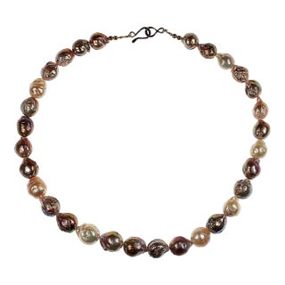 Ajd 18 Inch Baroque Gently Graduated Pearl Necklace For Sale