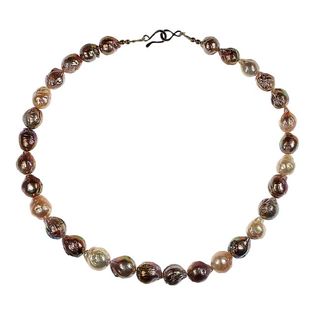 Ajd 18 Inch Baroque Gently Graduated Pearl Necklace For Sale