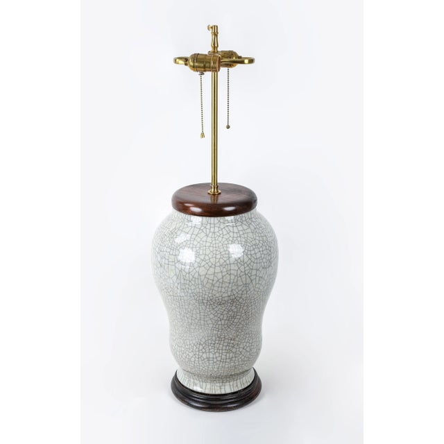 Chinese 19th Century Chinese Ge Kiln Vase Table Lamp For Sale - Image 3 of 9
