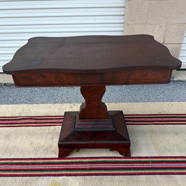 Antique American Victorian-Empire Mahogany Parlour Table, Circa 1840s A handsomely proportioned and richly detailed...