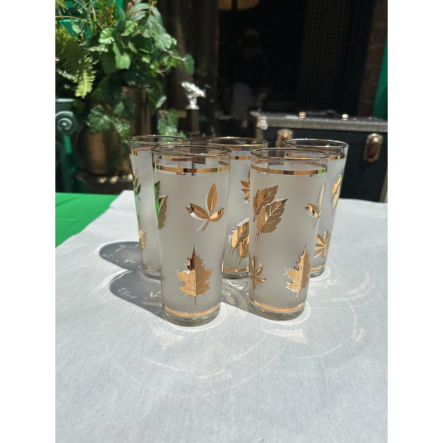 Up for consideration is a beautiful vintage collection of Libby Golden Foliage highball frosted cocktail glasses. These...