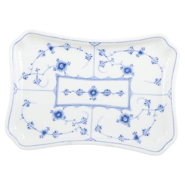 1920s Vintage Rectangular Porcelain Tray from Royal Copenhagen, 1920s For Sale - Image 5 of 5