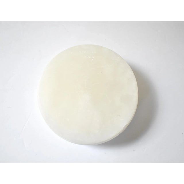 Mid-Century Italian White Alabaster Round Box For Sale In San Francisco - Image 6 of 10