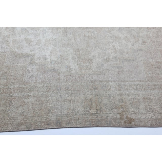 Vintage Turkish Oushak Rug – Faded Floral Medallion in Soft Neutrals - 5' X 8' 7'' For Sale - Image 9 of 12