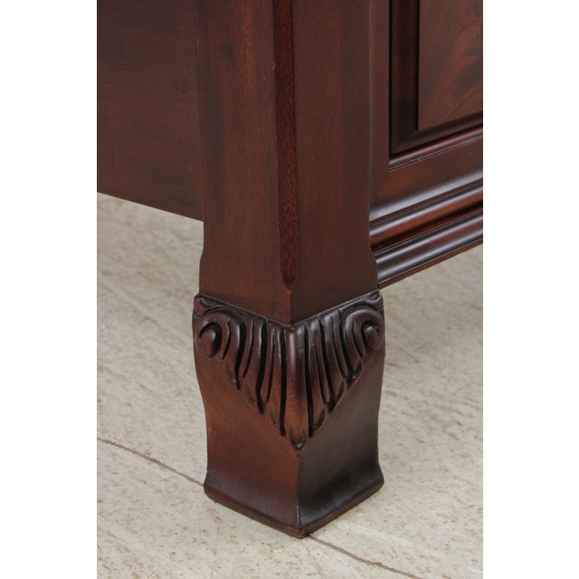 Thomasville Queen Size Mahogany Poster Bed For Sale - Image 15 of 18