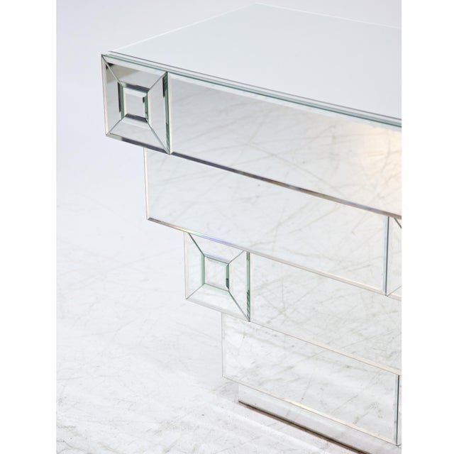 1980s Hollywood Regency-style Mirrored Chest, Italy Late 20th Century For Sale - Image 5 of 18