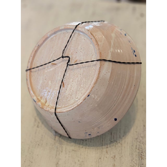 Rustic European Mid 19th Century Spanish Ceramic Fajalauza Bowl From Granada For Sale - Image 3 of 4