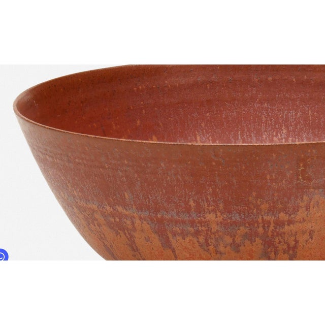 Gertrud and Otto Natzler Bowl Earthenware With Flame Red Mat Glaze 1945 For Sale - Image 4 of 7