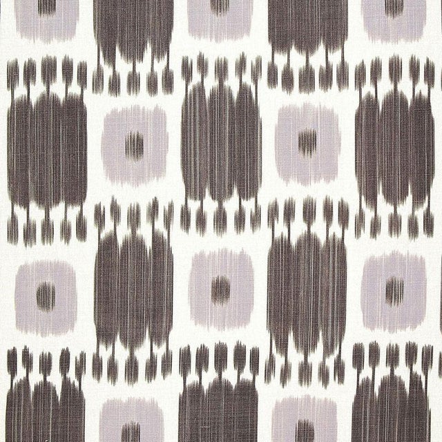 Schumacher Kandira Fabric in Ash For Sale