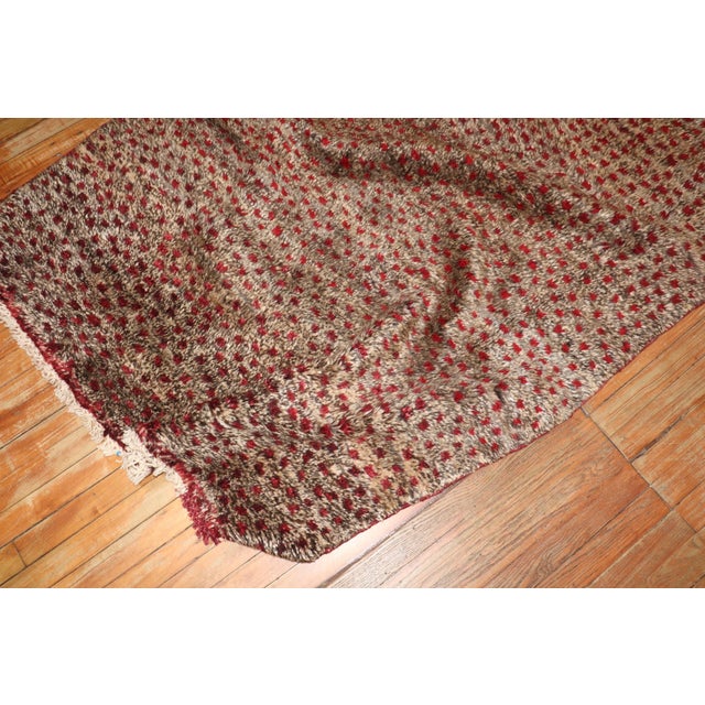 Vintage Zabihi Collection Turkish Tulu Carpet - 4'2" x 6'11" For Sale - Image 4 of 10