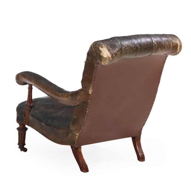 An English Walnut and Tufted Leather Library Armchair by Gillows, 19th C. For Sale In Philadelphia - Image 6 of 8