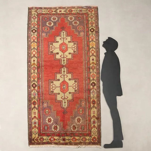Jorun rug in cotton and wool, large knot, hand-made. This piece is attributed to the mentioned designer/maker. It has no...