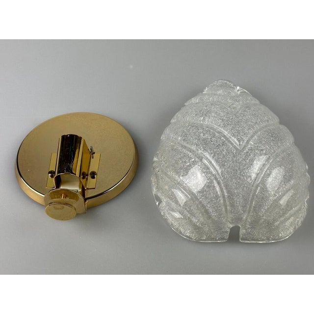 1970s Spage Age Wall Lamp in Glass & Brass, 1970s For Sale - Image 5 of 18