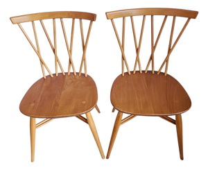 Vintage Candlestick Dining Chairs in Elm and Beech by Lucian Ercolani for Ercol, 1960s, Set of 2