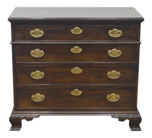 Henredon Banded Bachelor Chest of Drawers