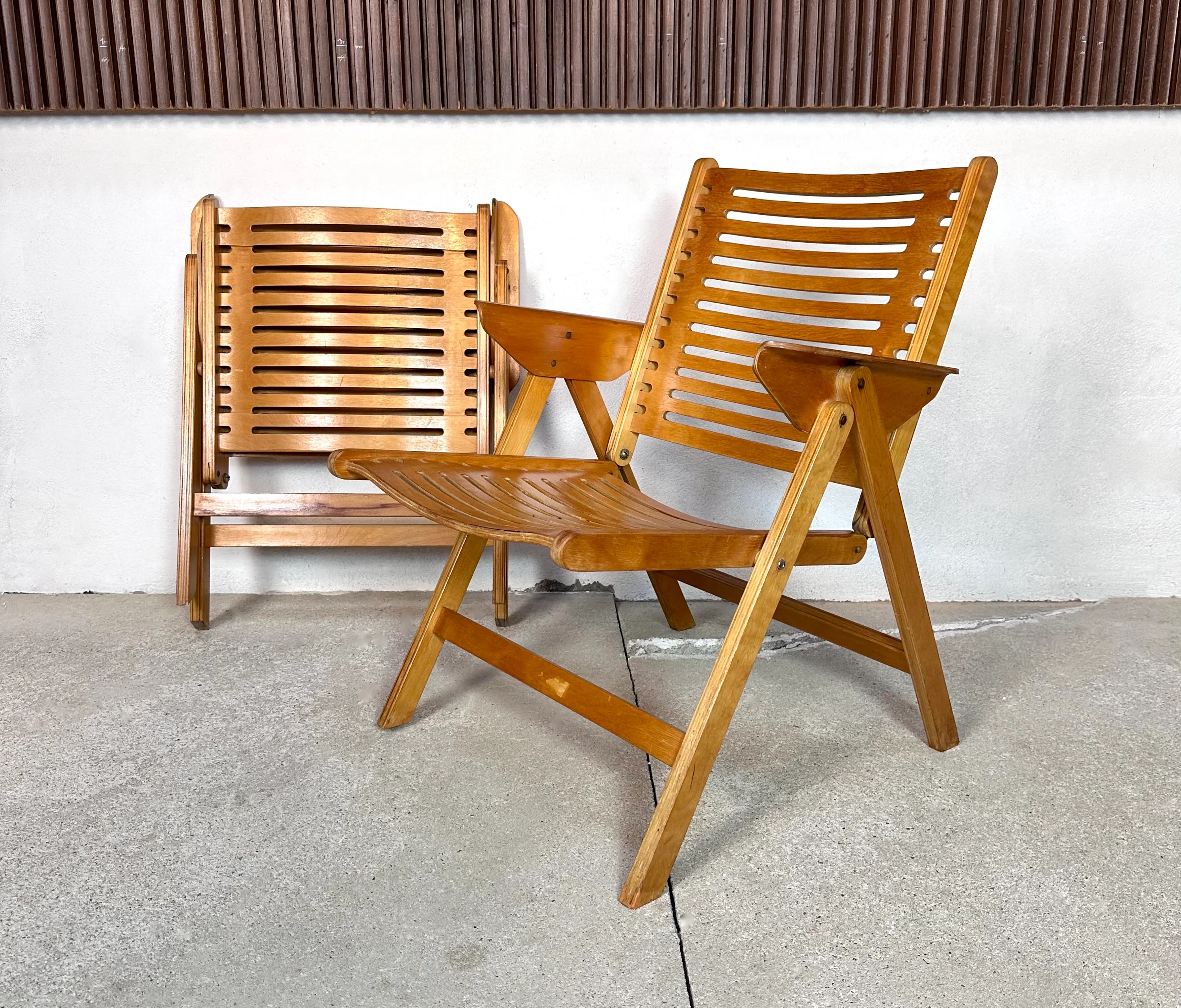 Early Edition Model Rex Lounge Folding Chair by Niko Kralj for