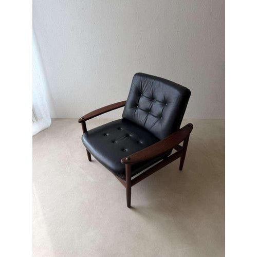 Scandinavian Armchair in Teak and Black Leather, 1960s For Sale - Image 13 of 13