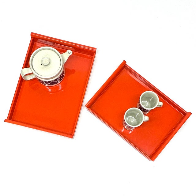 Mid 20th Century Vintage High Gloss Lacquer Red Nesting Trays - Set of 2 For Sale - Image 5 of 17