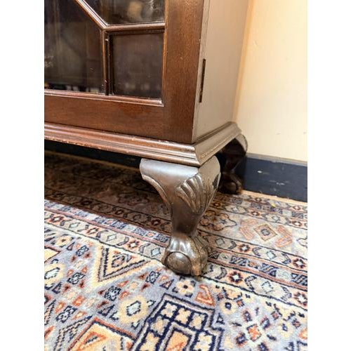 Edwardian Style Display Cabinet in Glazed Mahogany For Sale - Image 5 of 7