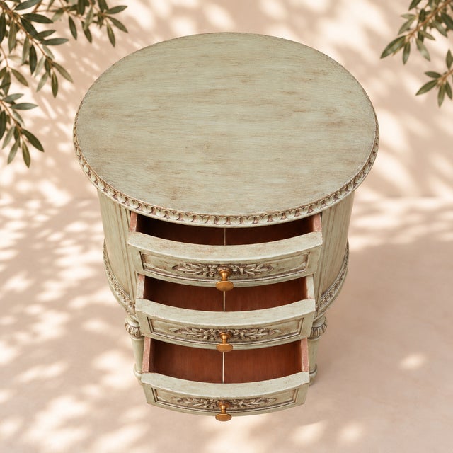 Early 20th Century Louis XVI Style Almond Green Bedside Tables, Set of 2 For Sale - Image 4 of 6