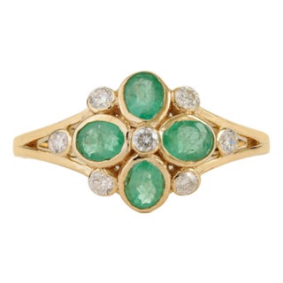 14k Yellow Gold Zambian Emerald & Diamond Floral Vintage Ring Size 5.5 For Sale