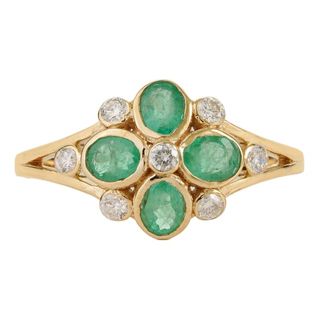 14k Yellow Gold Zambian Emerald & Diamond Floral Vintage Ring Size 5.5 For Sale