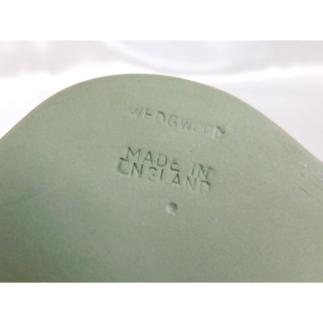 1950s Wedgwood Star Shaped Celedon Jasperware Trinket Box For Sale - Image 9 of 9
