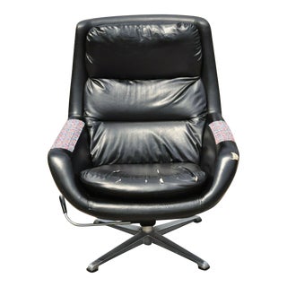 Vintage Overman Swedish Mid Century Modern Swivel Pod Lounge Club Arm Chair For Sale