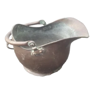 19th Century Large Copper Coal Scuttle With Handle