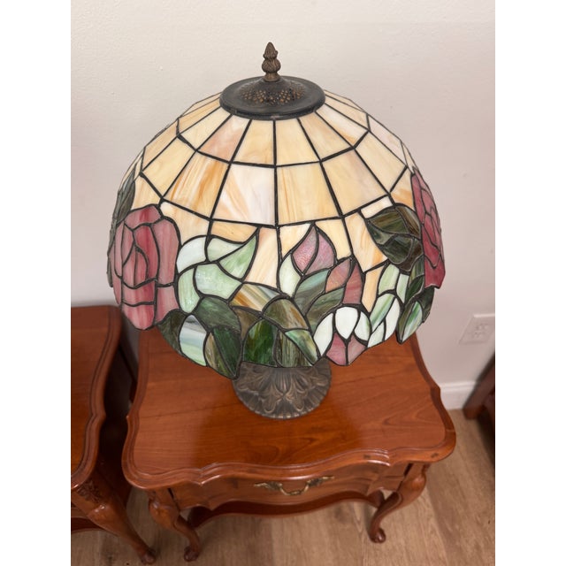 Metal Vintage Art Nouveau Style Rose Stained Glass Desk or Table Lamp For Sale - Image 7 of 10