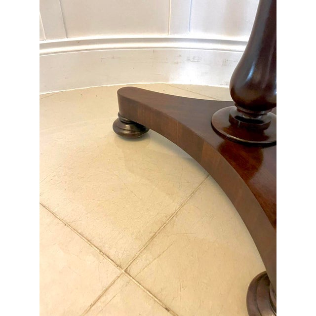 George III Mahogany Circular Dumbwaiter, 1800s For Sale - Image 15 of 16