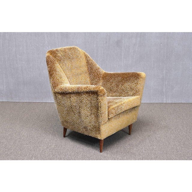 Wood Bronze Patterned Velvet Armchair attributed to Ariberto Colombo, Italy, 1950s For Sale - Image 7 of 17