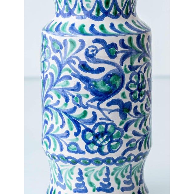 Fajalauza Ceramic Table Lamp with Hand-Woven Merino Wool Lampshade by Amitabha Studio For Sale - Image 5 of 15