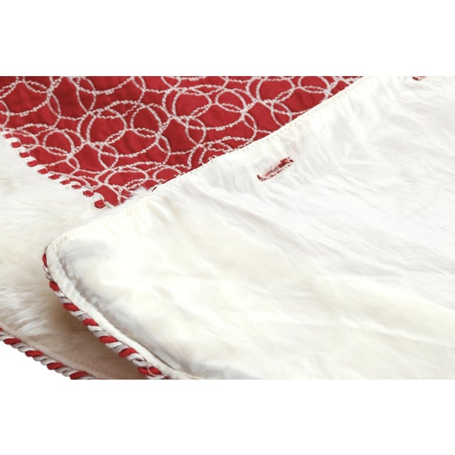 Textile Red & White Tree Skirt With Faux Fur Trim For Sale - Image 7 of 8