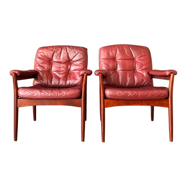 1960s Pair of Swedish Mid-Century Modern Teak Lounge Chairs by Göte Möbler, Original Leather For Sale
