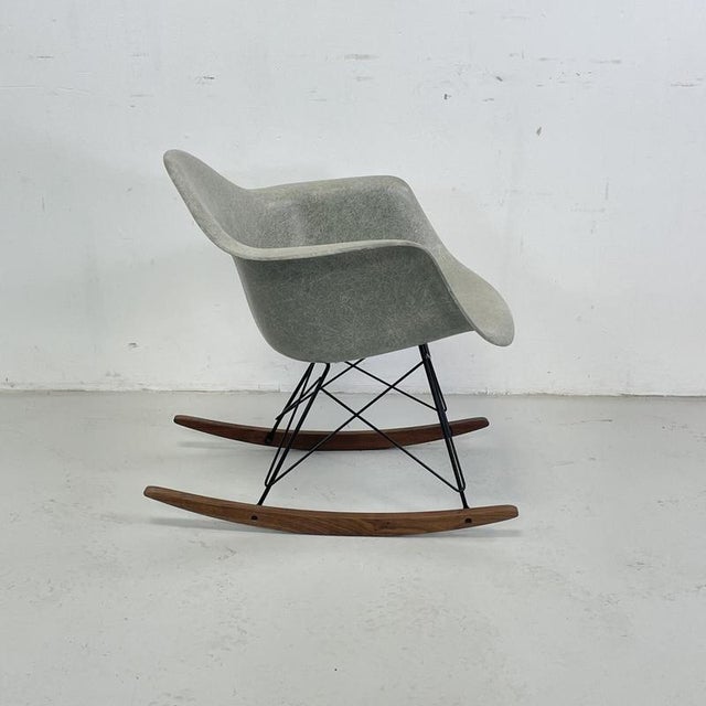 Green Seafoam Green RAR Rocking Chair by Charles and Ray Eames for Herman Miller, 1950s For Sale - Image 8 of 11