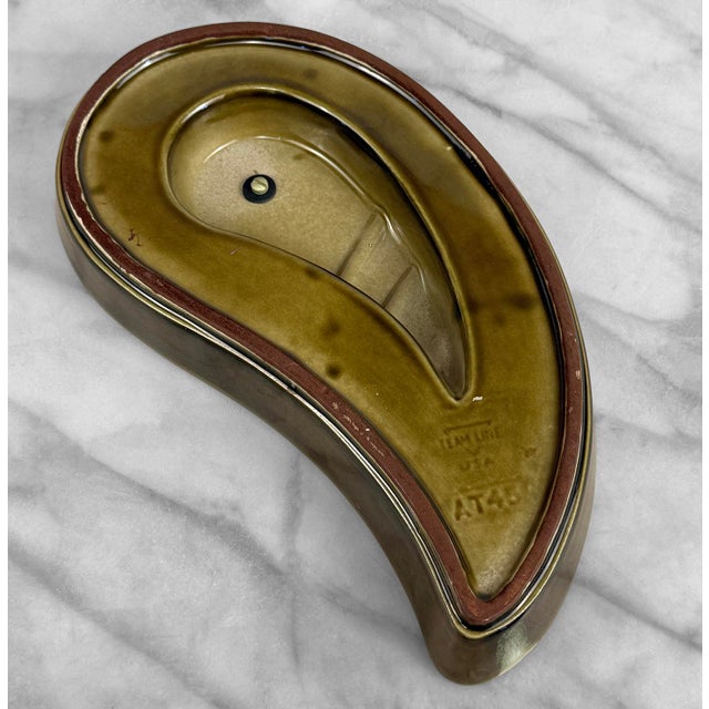 Mid-Century Olive Green Kidney Medallion Centerpiece Cigar Ashtray For Sale - Image 9 of 9