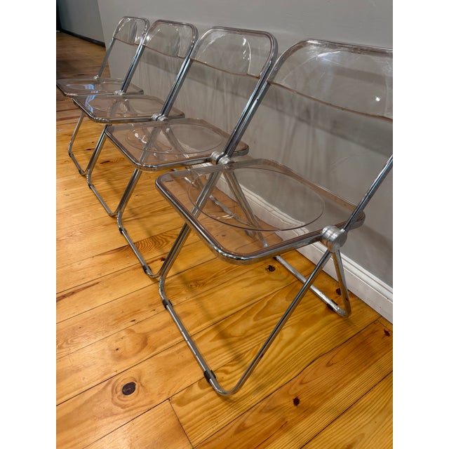 Vintage Castelli Italy Chrome & Glass Dining Set – 4 Piretti Style Lucite Chairs For Sale In New York - Image 6 of 11