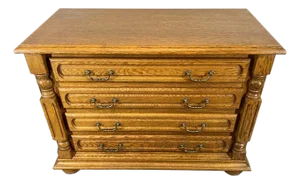 Vintage Chest of Drawers