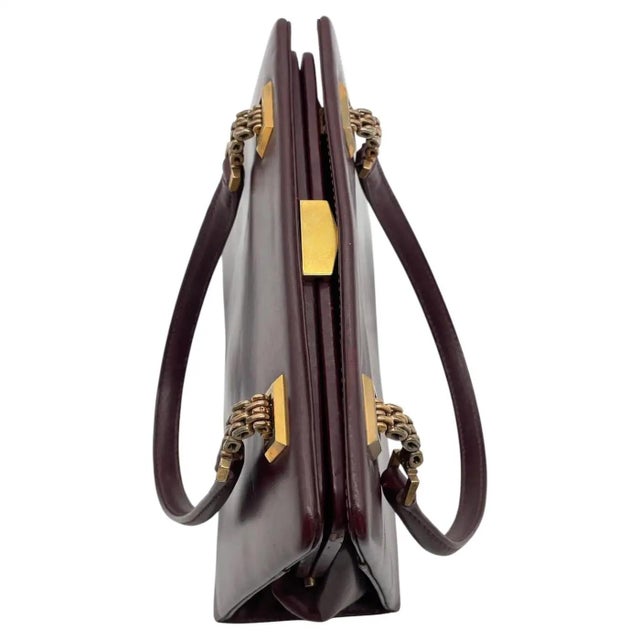 1960s A 1960s Gucci Vintage Red Leather and Brass Hardware Evening Bag For Sale - Image 5 of 18