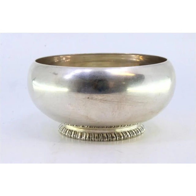 Plain Silver Washbasin with Raised Frieze For Sale - Image 6 of 7