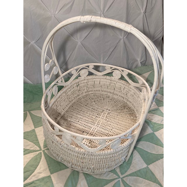 White Victorian Wicker White Large Basket With Scrolls.1860-1900 Handmade For Sale - Image 8 of 12