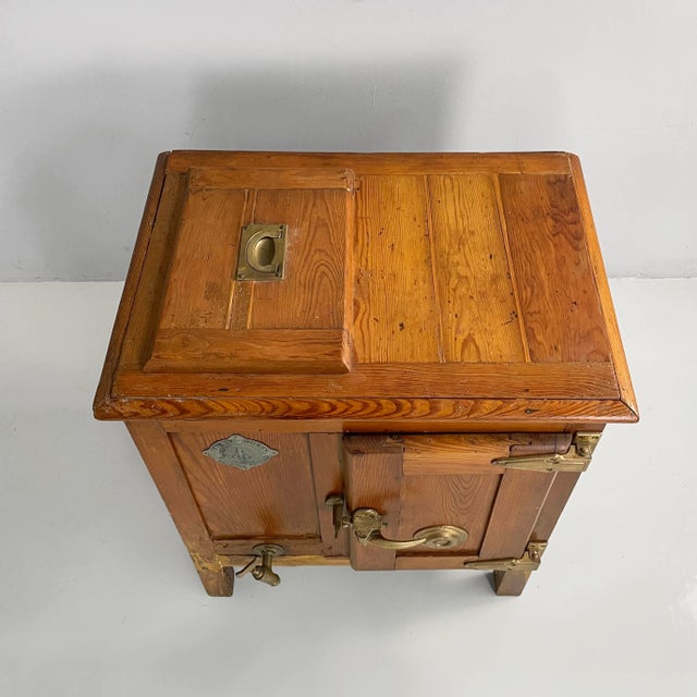 Italian Wood and Brass Ice Box, 1930s For Sale - Image 3 of 18