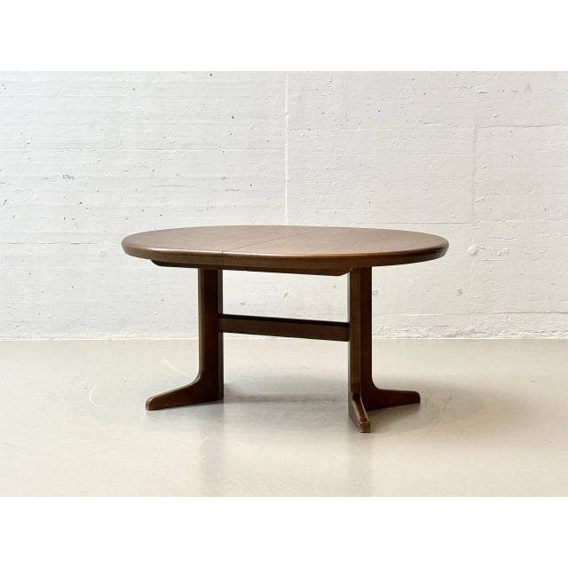 Extendable Oval Dining Table in Oak, 1970s For Sale - Image 17 of 17